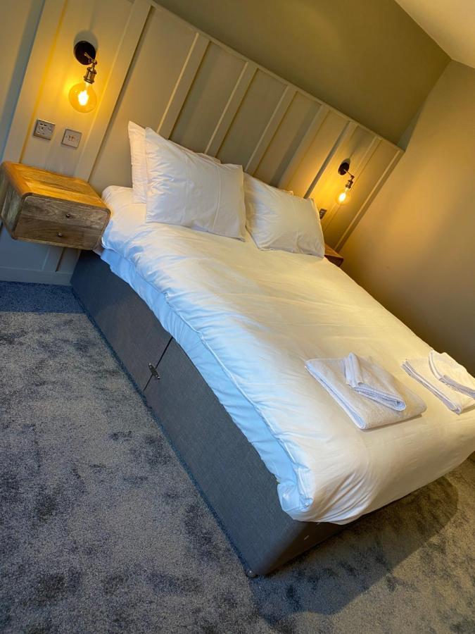 Lodge At Tap Haus Mansfield Woodhouse Exteriör bild
